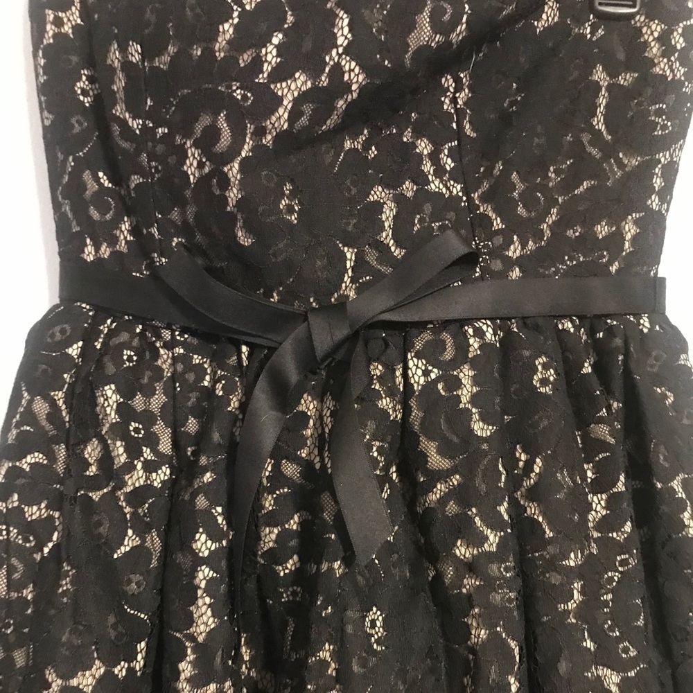 Black Lace Party Dress - Picture 3 of 8